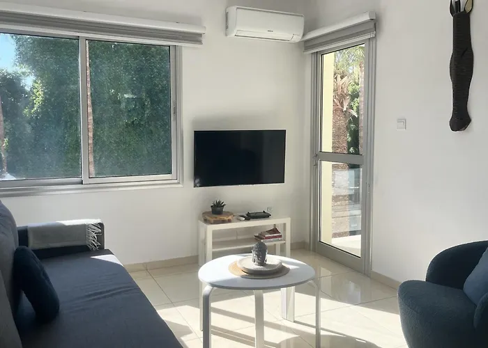 Phaedrus Living Constantinos Seaview Apartamento